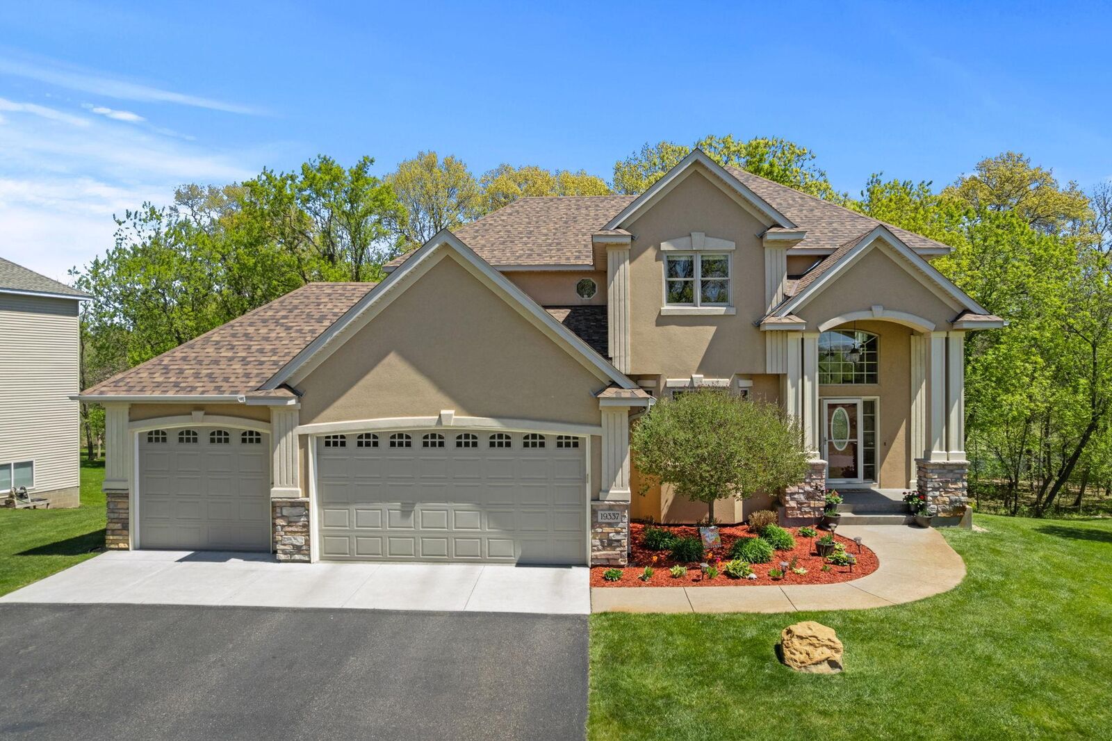 Property Photo:  19337 Rawlins Street NW  MN 55330 