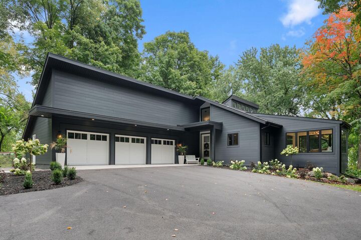 Property Photo: 3 Crescent Street MN 55391