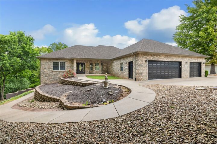 Property Photo:  21 Glenwood Place  AR 72715 