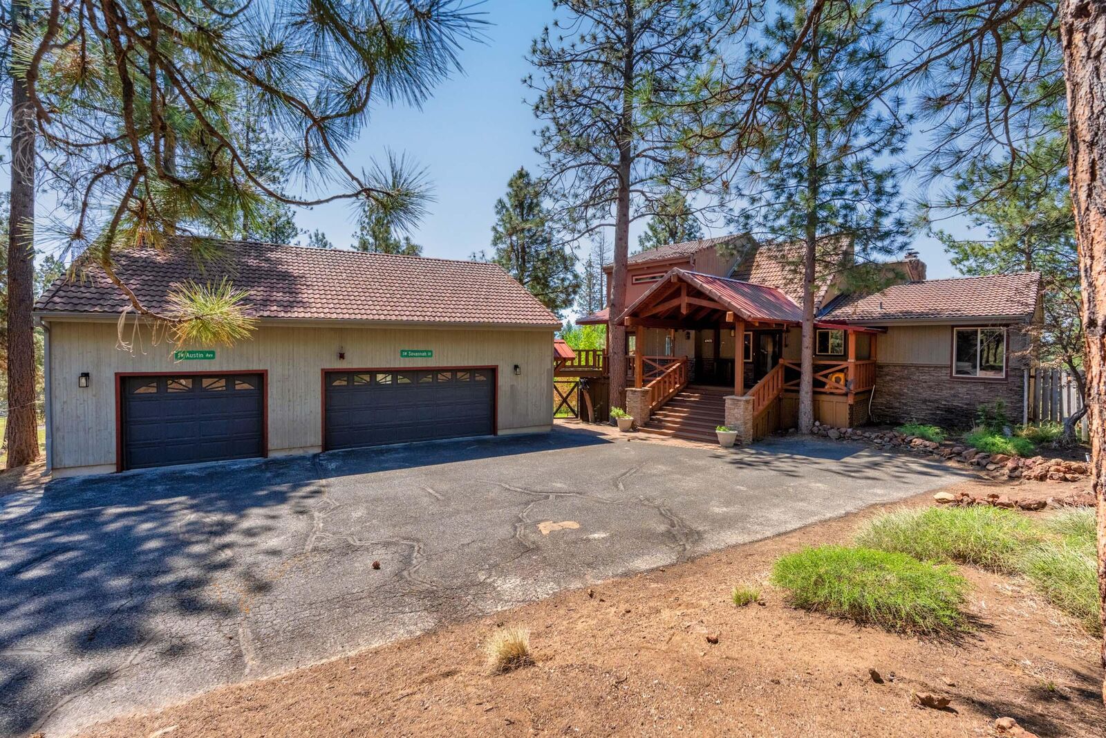 Property Photo:  69470 Deer Ridge Road  OR 97759 