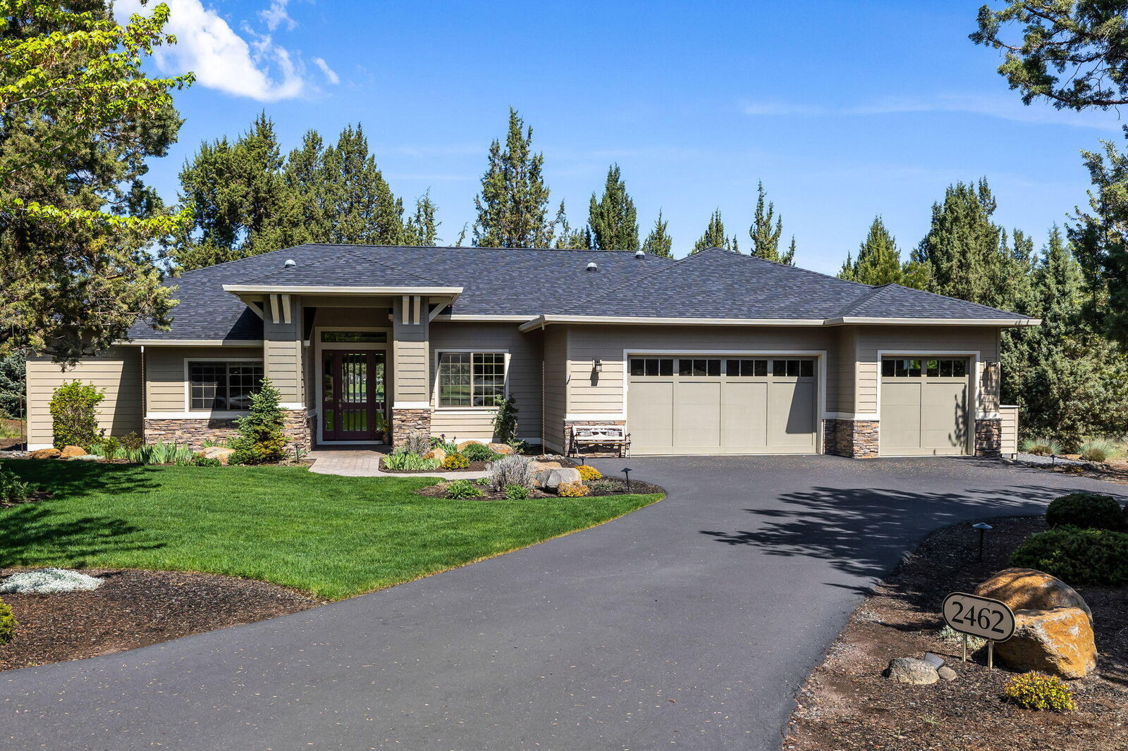 Property Photo:  2462 Osprey Drive  OR 97756 