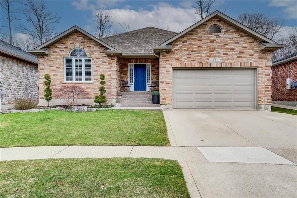 Property Photo:  77 Laschinger Boulevard  ON N3A 2G7 