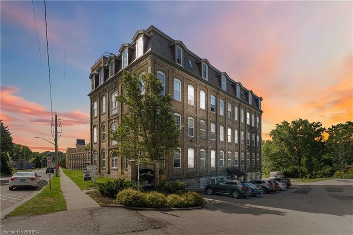 140 West River Street 504 — photo 1