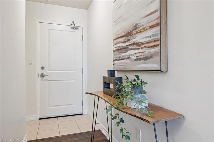 Property Photo:  1280 Gordon Street 210  ON N1L 0N6 