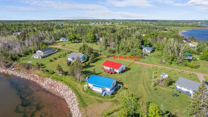 84 Blue Heron Drive — photo 1