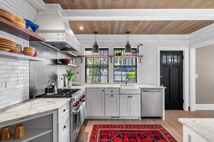 Property Photo:  3 Orne Sq  MA 01970 