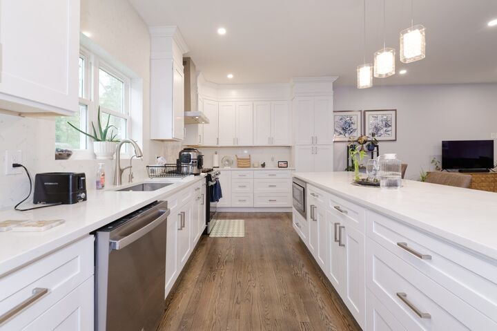 Property Photo:  615 Norfolk St  MA 01746 