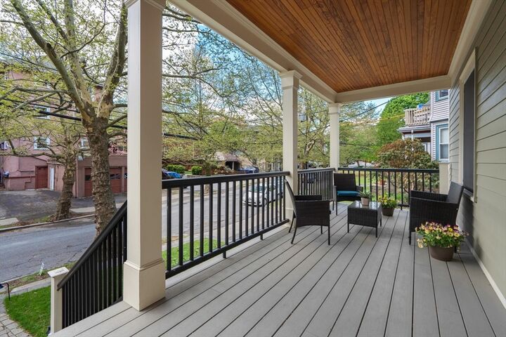 Property Photo:  9 Bartlett Cres 1  MA 02446 