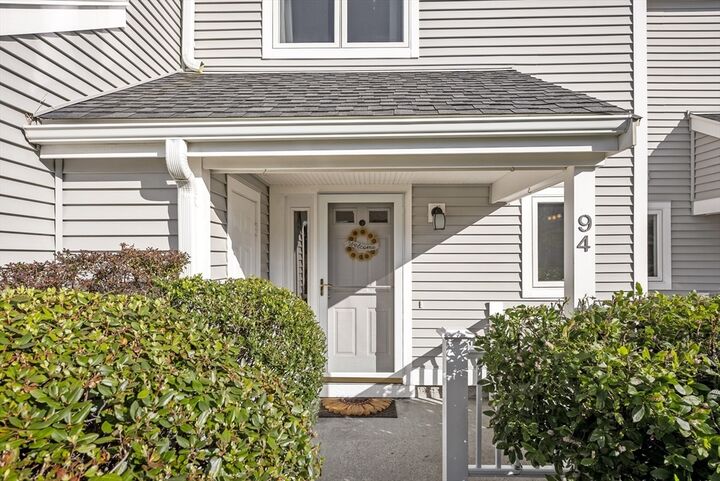 Property Photo:  94 Westcliff Dr 94  MA 02360 