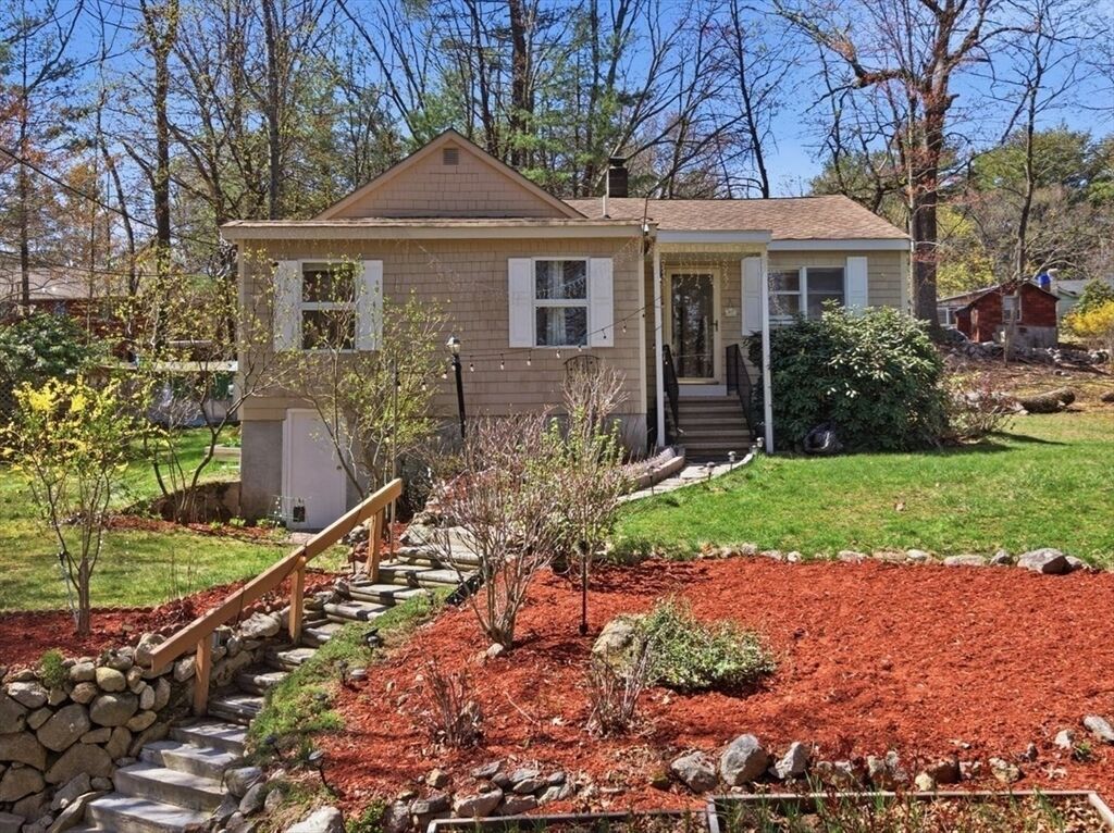 Property Photo:  10 Avila Rd  MA 01821 