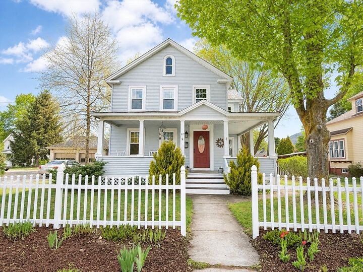Property Photo:  27 Holyoke St  MA 01027 