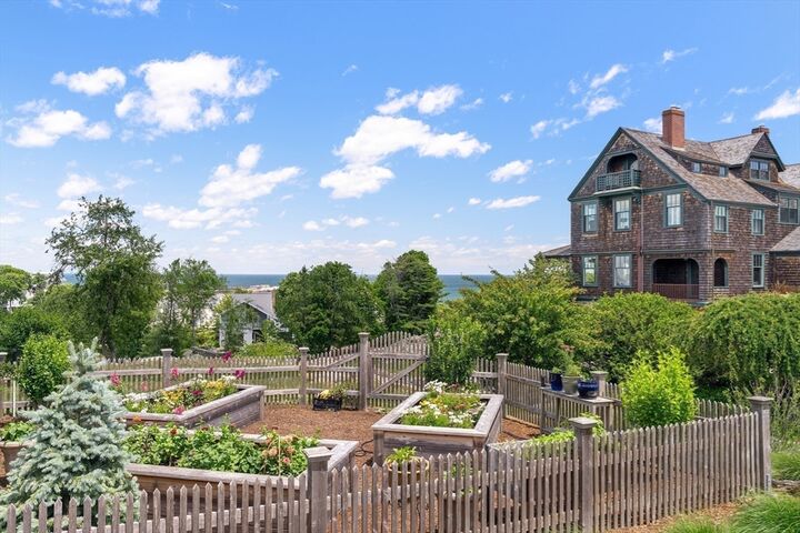 Property Photo:  554 Jerusalem Rd  MA 02025 