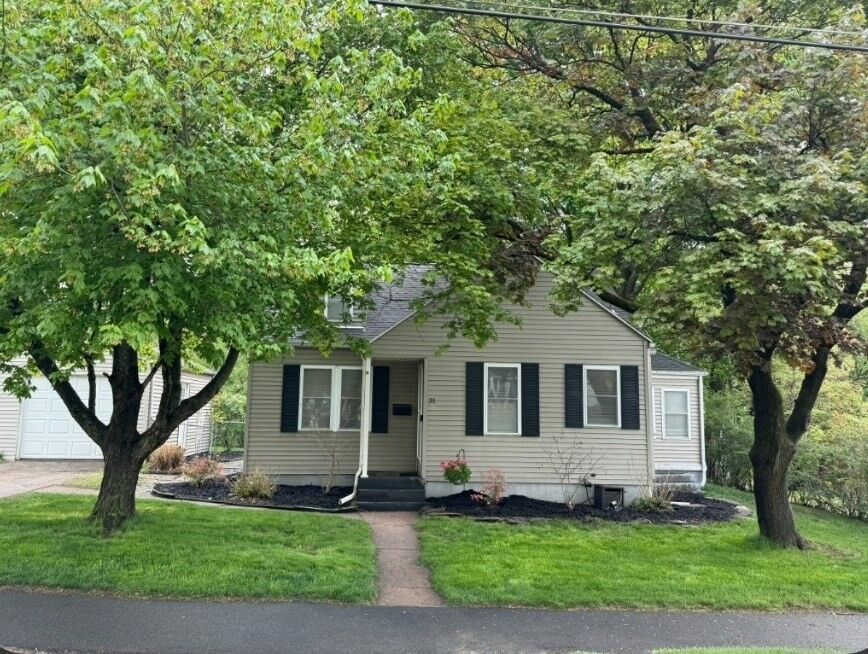 Property Photo:  31 Lexington  MA 01075 