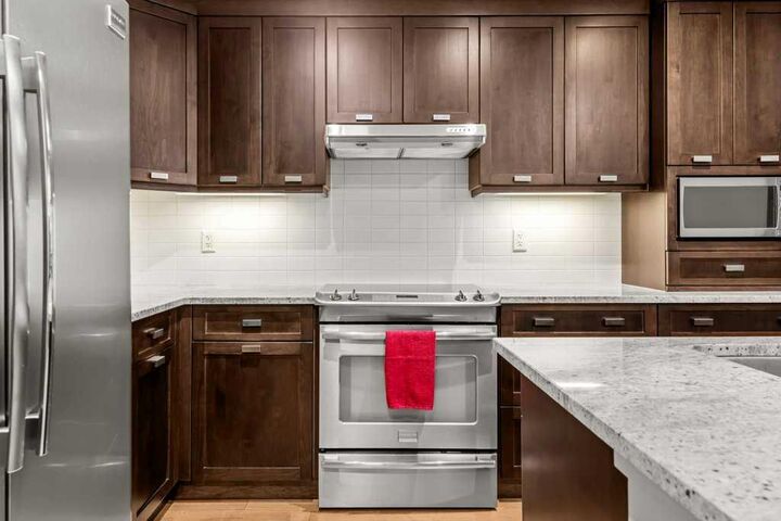 Property Photo:  106 Stewart Creek Landing 222  AB T1W 0G6 