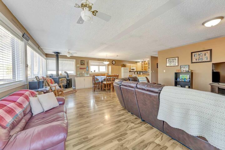 Property Photo:  123 Kildaw Drive  SK S0M 0C1 