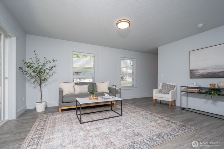 Property Photo:  206  Oak Street  WA 98596 