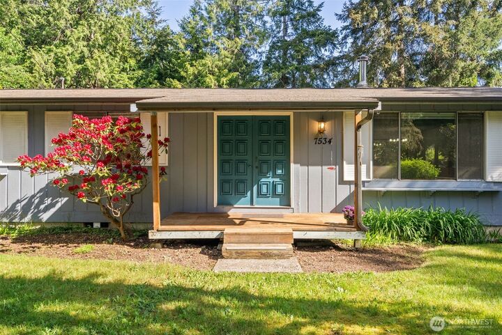Property Photo:  7534  Illahee Road NE  WA 98311 