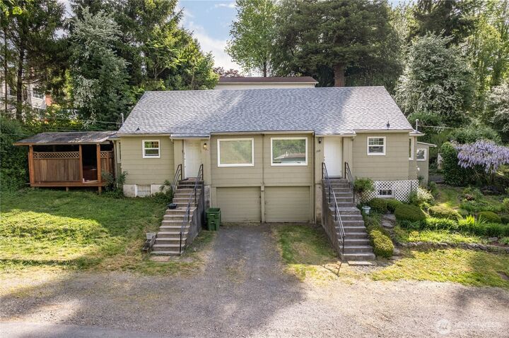 Property Photo:  208 NE Kirby  WA 98611 