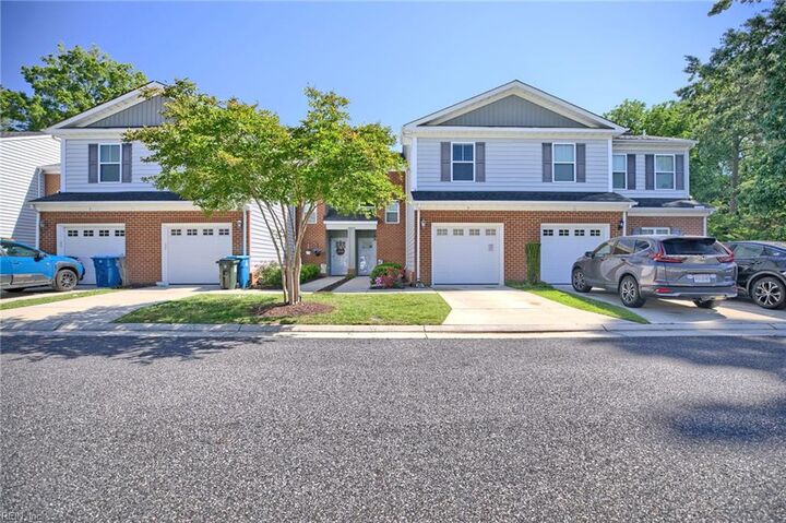 Property Photo:  9 Franklin Ln  VA 23662 