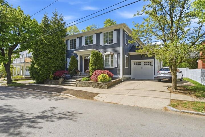 Property Photo:  32 Mount Avenue  RI 02906 