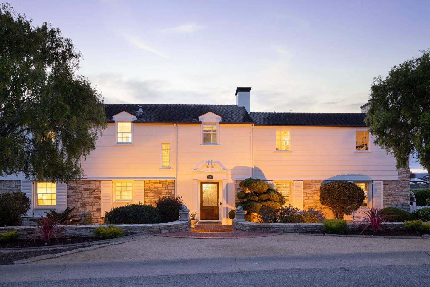Property Photo:  888 Del Monte Boulevard  CA 93950 