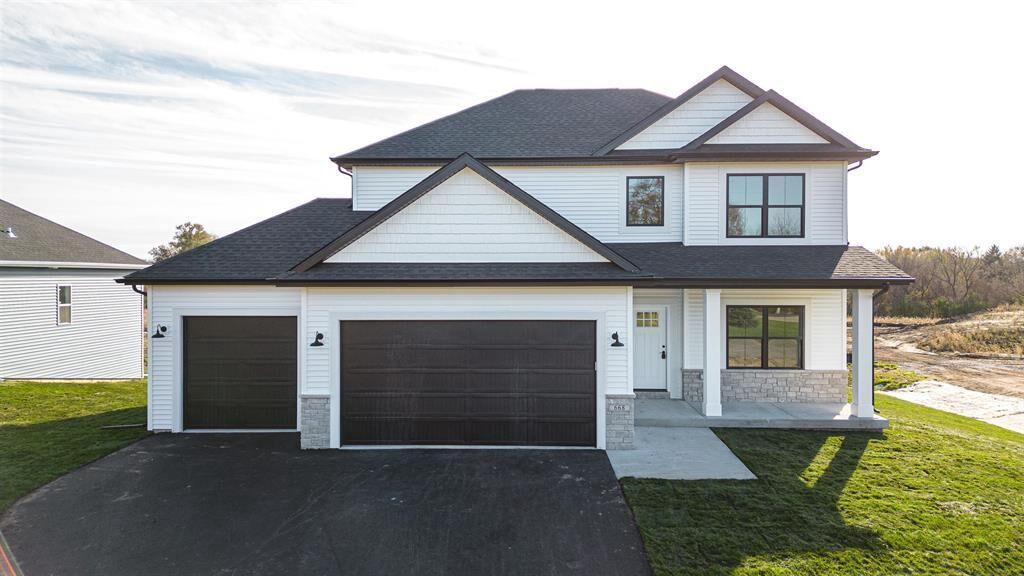 Property Photo:  505 Ridge Court  WI 53576 
