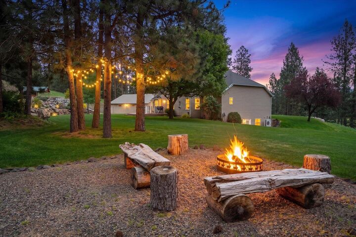 Property Photo:  12421 E Mt Spokane Park Dr  WA 99021 