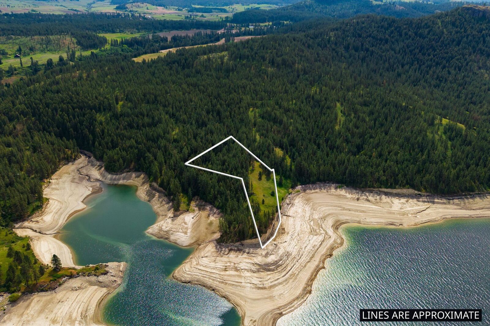 Property Photo: 5315 Lantzy Rd WA 99137