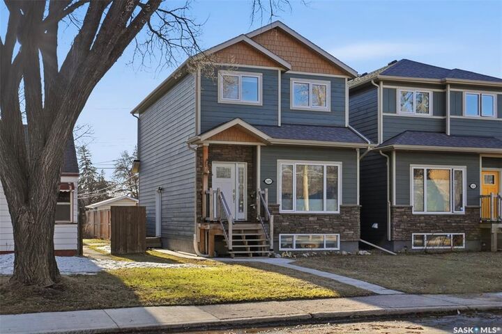 Photo de la propriété: 1409 2nd Avenue N SK S7K 2E7