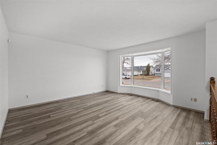 Property Photo: 3367 15th Avenue E SK S6V 7V3