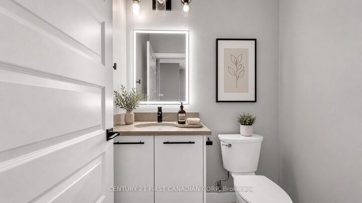 Property Photo: 186 Hooper Street ON N4X 0C1