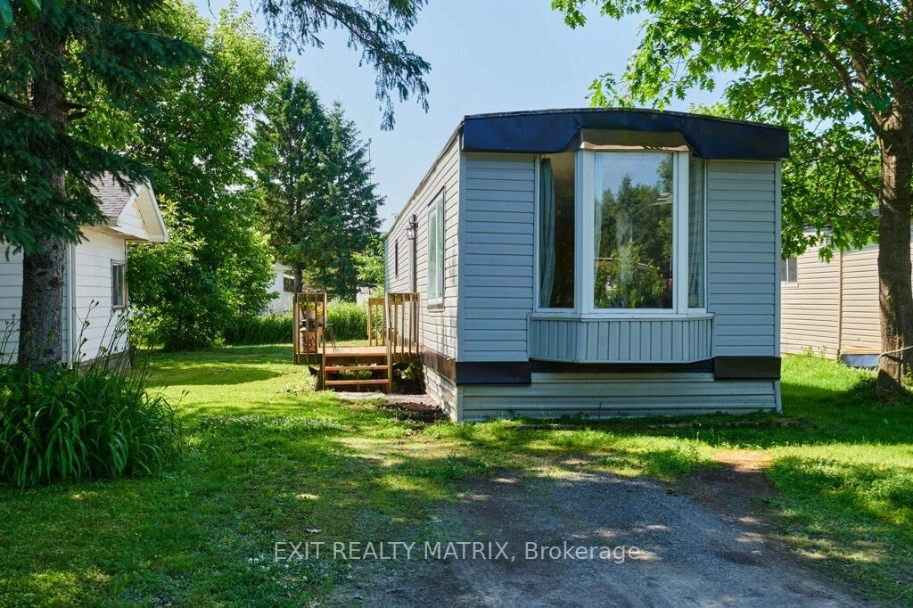Property Photo: 8930 Lynwood Park Private ON K0A 1V0