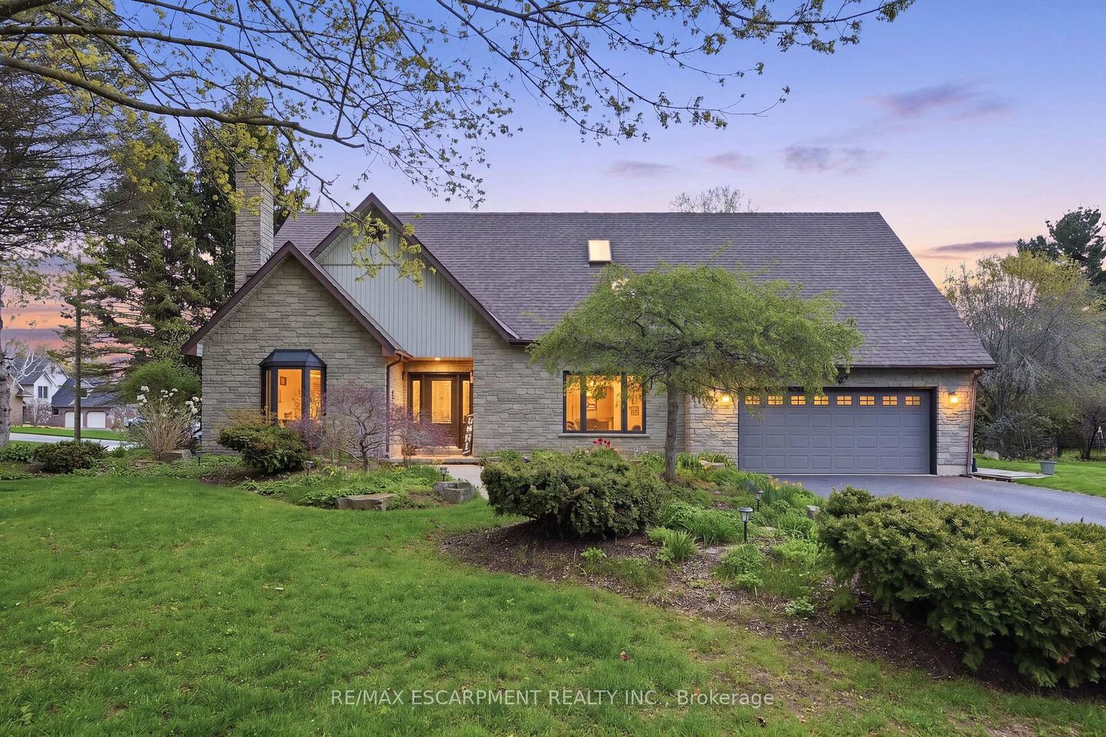 Property Photo:  6 Vanstraalen Street  ON L0R 1H3 