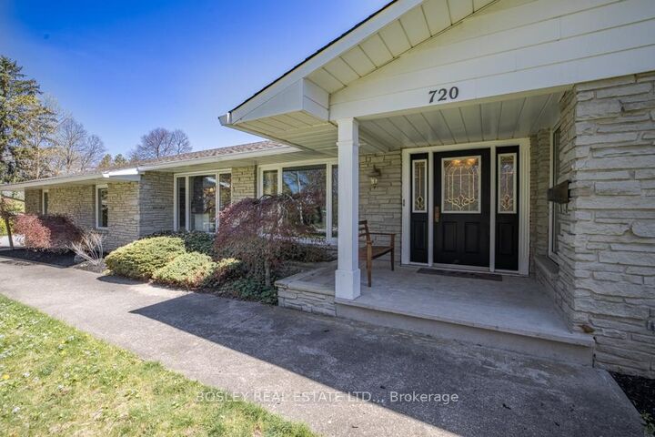 Property Photo: 720 Lake Street ON L2N 4J5