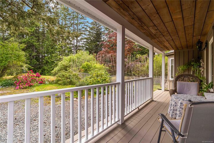Property Photo:  2193 Firwood Pl  BC V9Z 0N2 