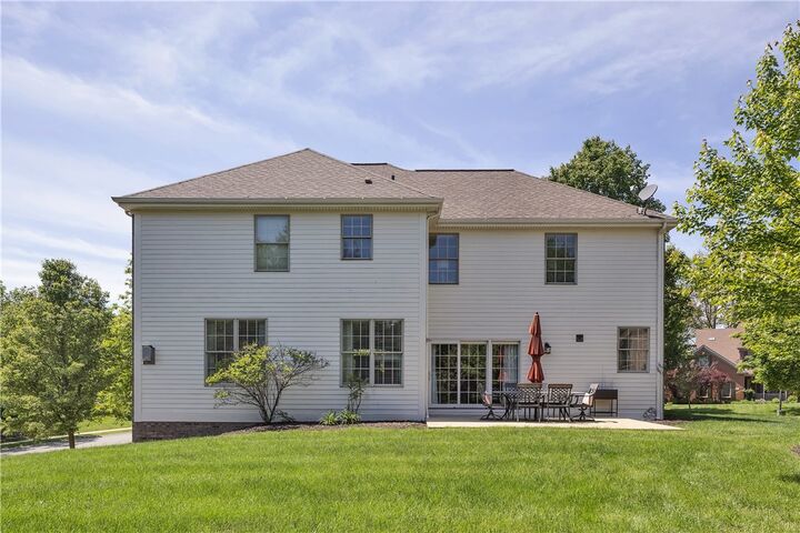 Property Photo: 408 Honey Locust Dr PA 16066