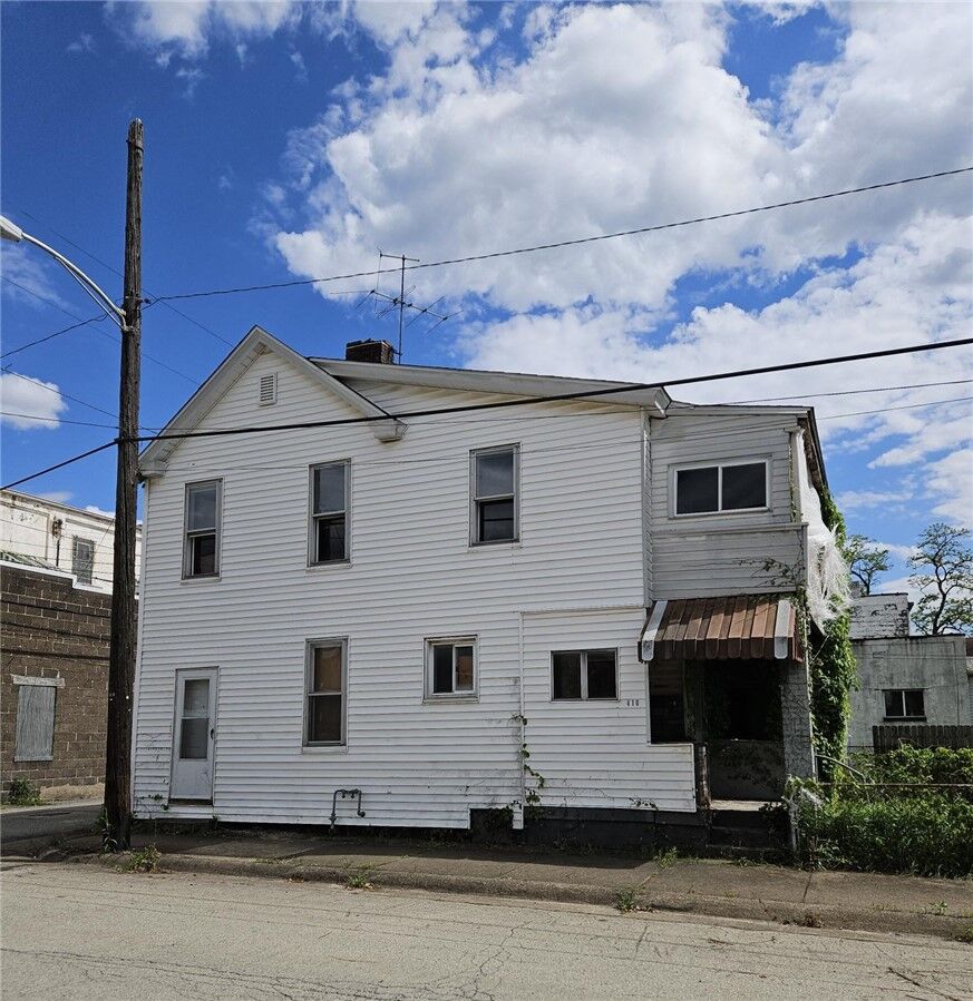 Property Photo:  410 17th Street  PA 15068 