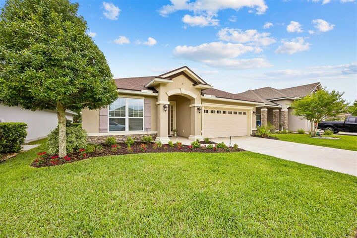 Property Photo:  94165 Woodbrier Circle  FL 32034 