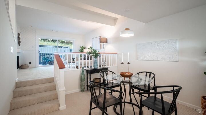 Property Photo:  8 Ace Court  CA 94930 