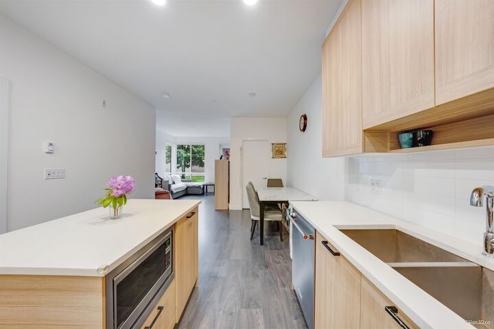 Property Photo: 7133 14th Avenue 209 BC V3N 0H5