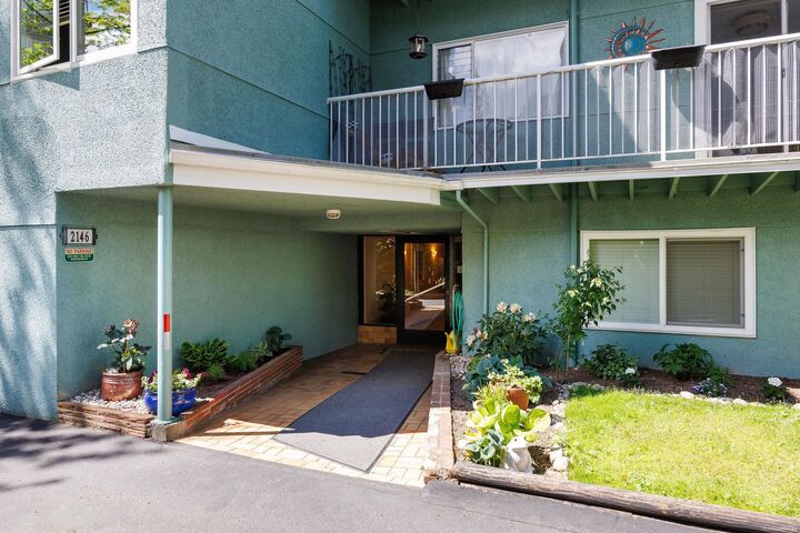 Property Photo: 2146 W 43rd Avenue 204 BC V6M 2E1