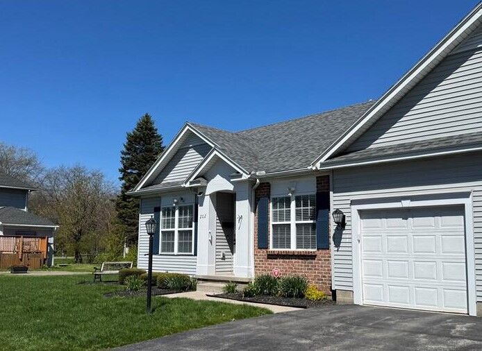 Property Photo:  202 Twin Pines Court  NY 14616 