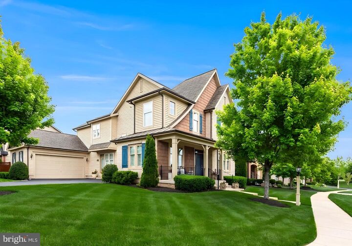 Property Photo:  42436 Myan Gold Drive  VA 20148 