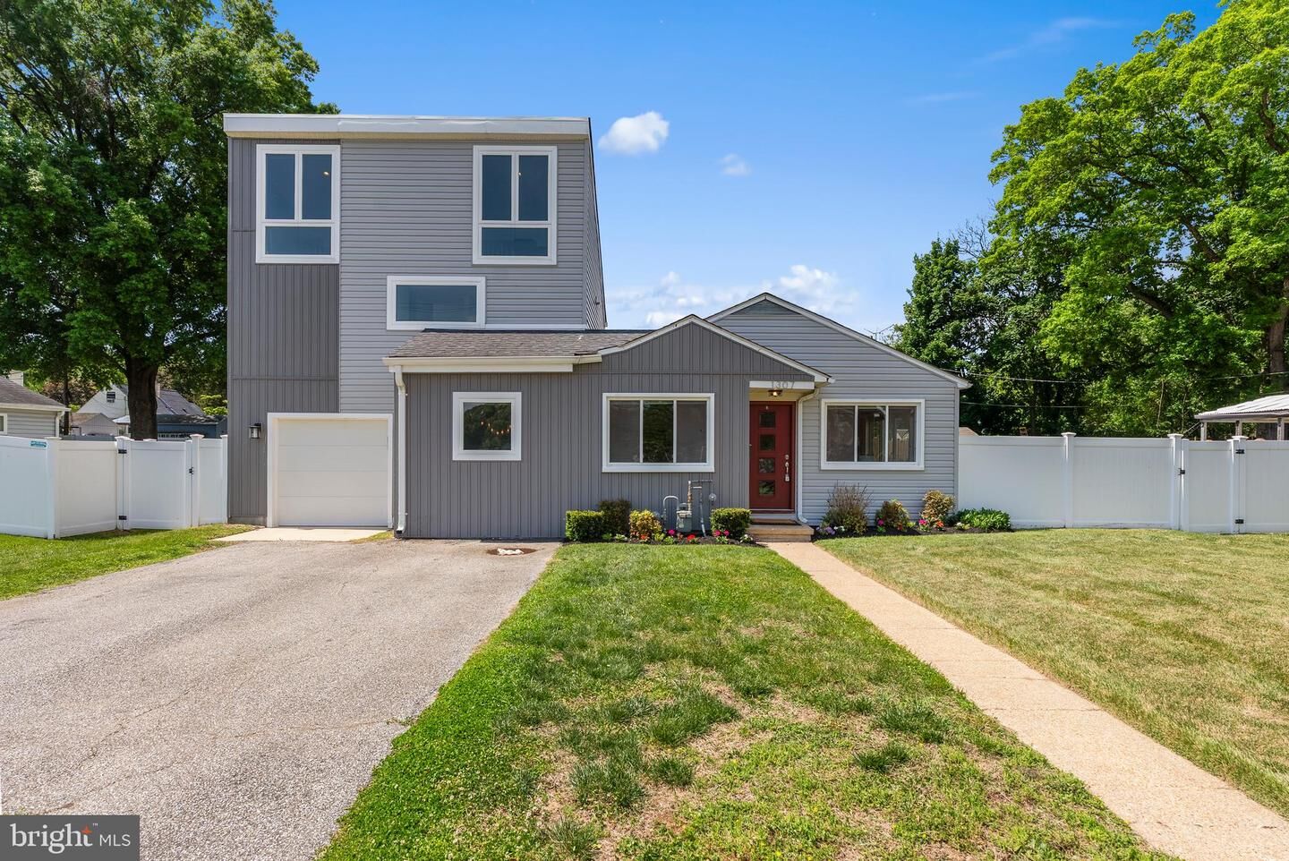 Property Photo:  1307 Odenton Road  MD 21113 