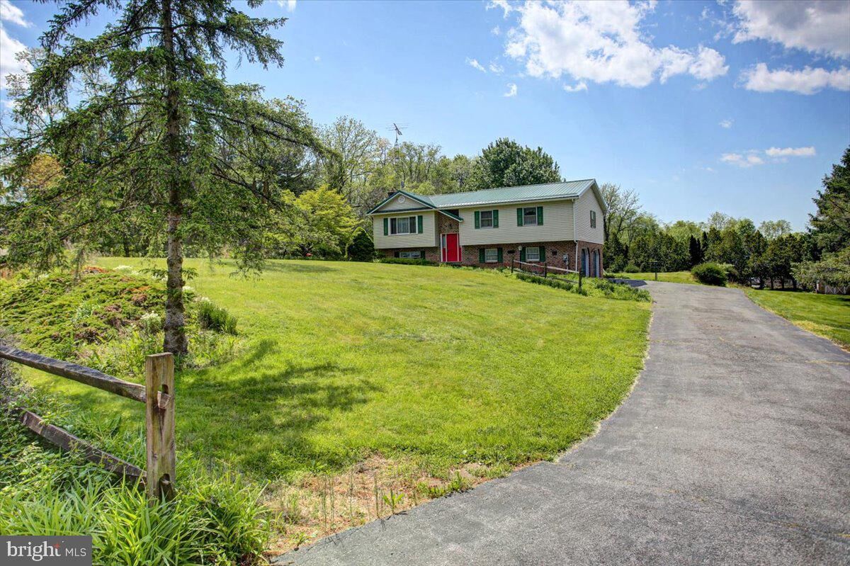 Property Photo:  848 Carey Drive  PA 17202 