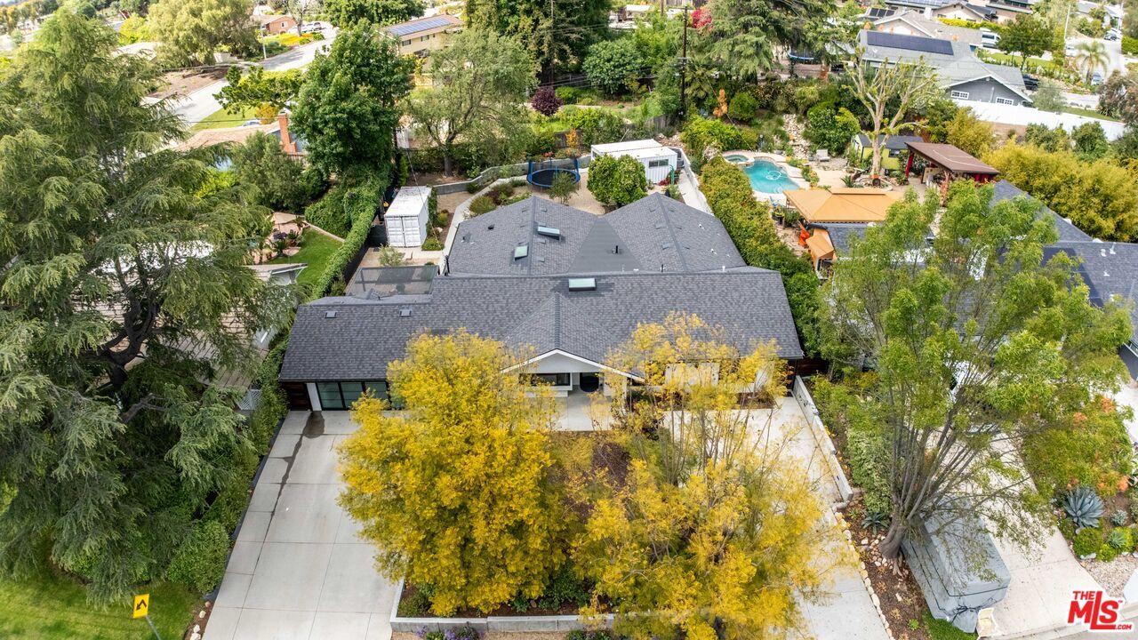 Property Photo:  1865 El Monte Dr  CA 91362 