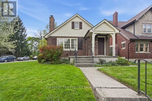 Property Photo:  25 Carfrae Crescent  ON N6C 4A8 