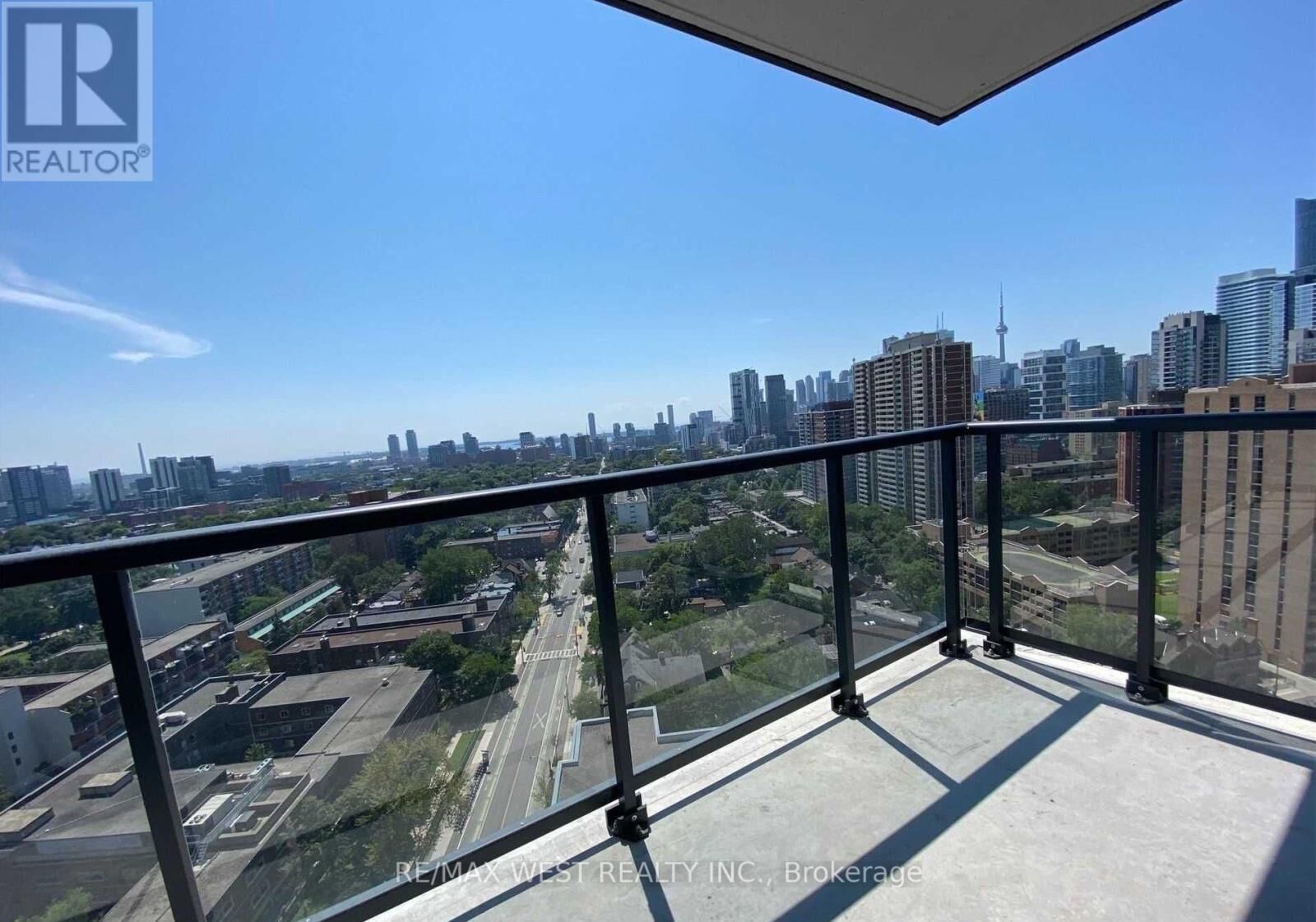 Property Photo:  159 Wellesley Street East 2006  ON M4Y 0H5 