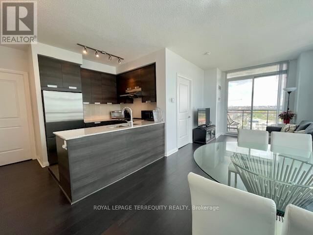 Property Photo:  5033 Four Springs Avenue 1219  ON L5R 0G6 