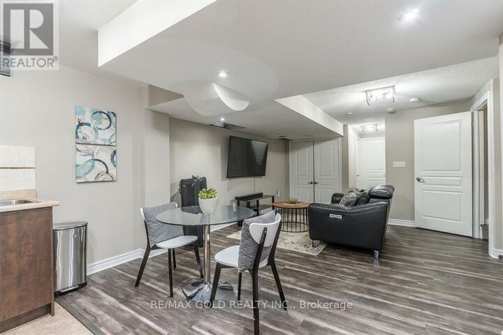 Property Photo:  72 Natronia Trail South  ON L6P 3N8 